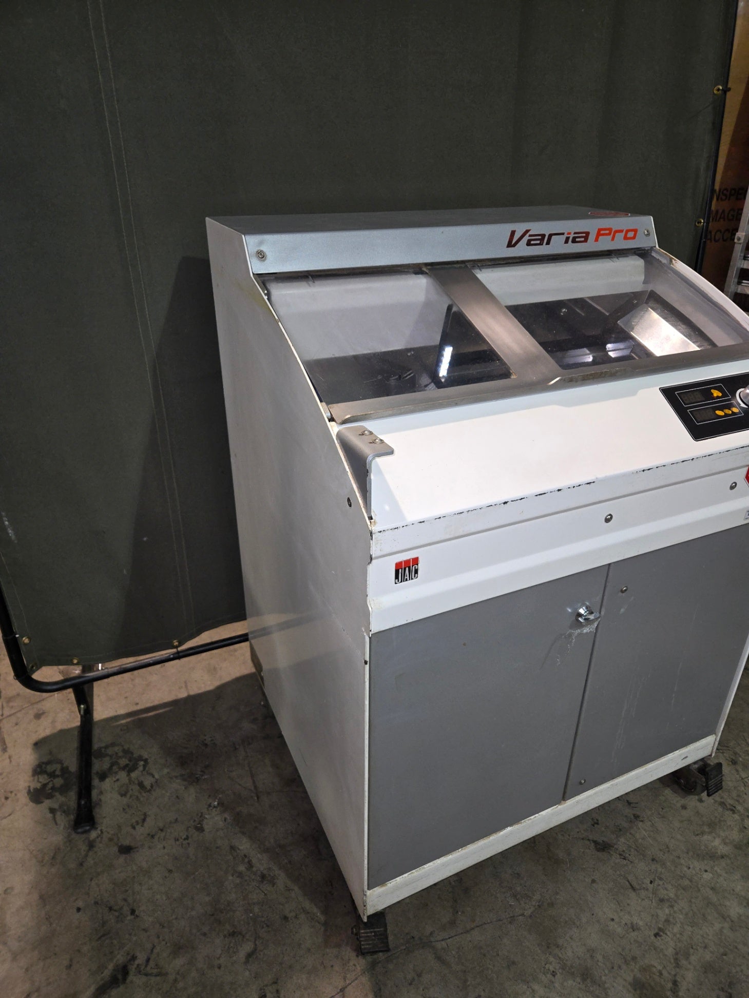 Varia Pro VPL 800 Commercial Bread Slicer