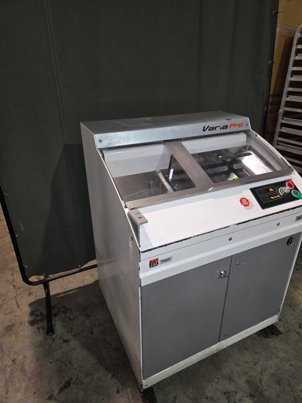 Varia Pro VPL 800 Commercial Bread Slicer