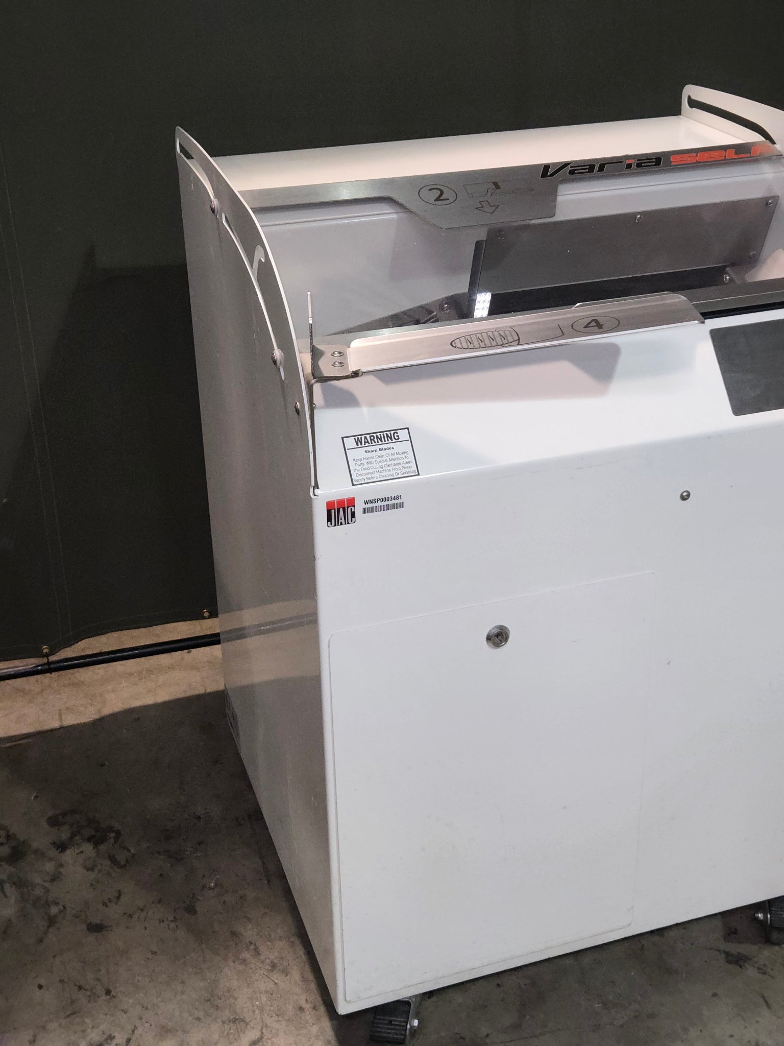 Varia Pro VSL 770 Commercial Bread Slicer