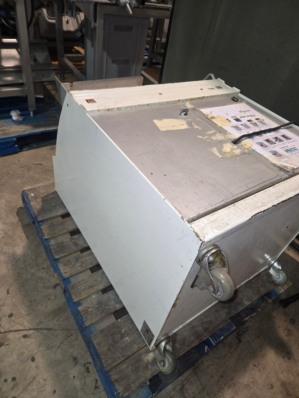 Varia Pro VPL 800 Commercial Bread Slicer