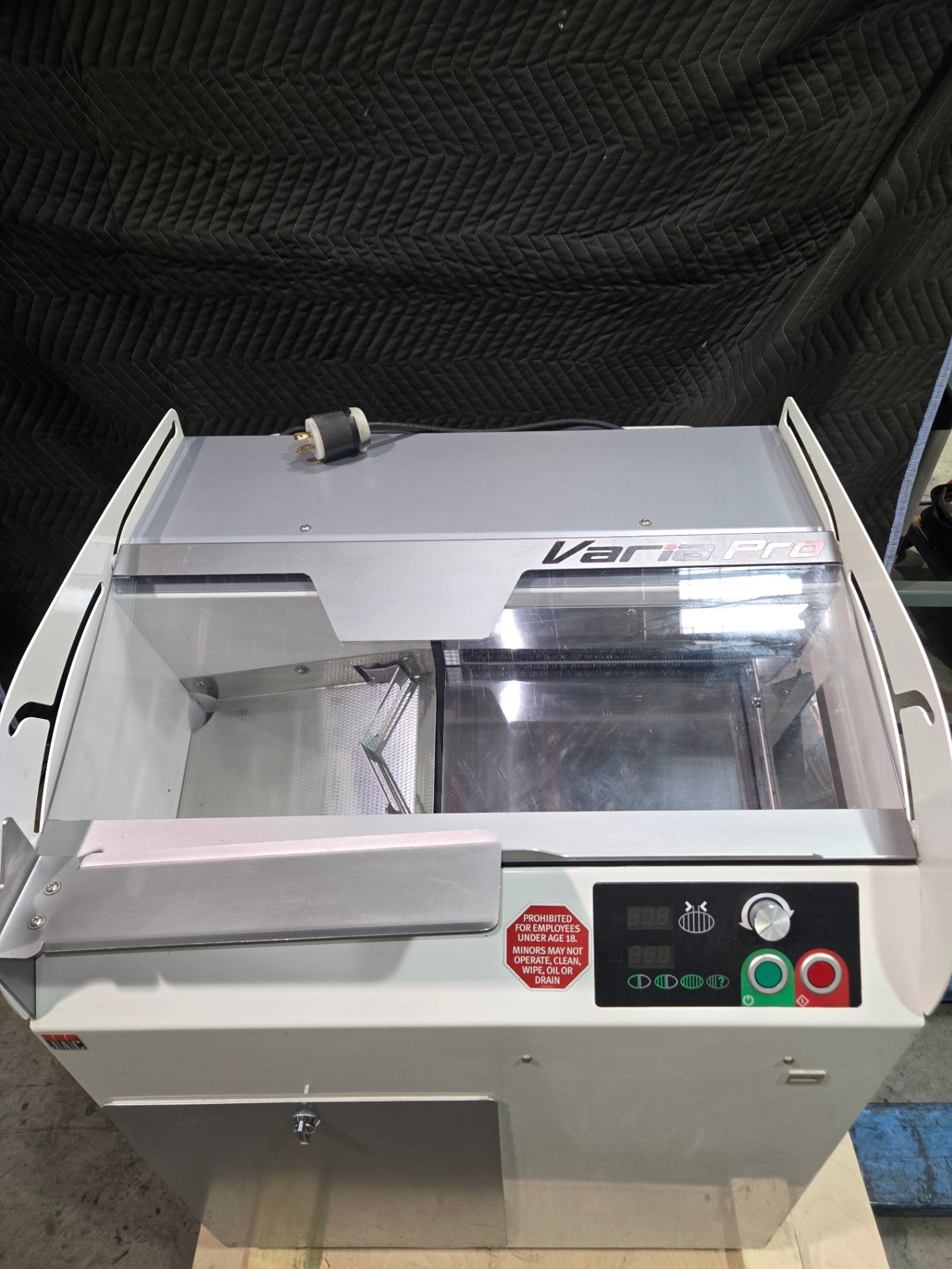 Varia Pro VSL 770 Commercial Bread Slicer