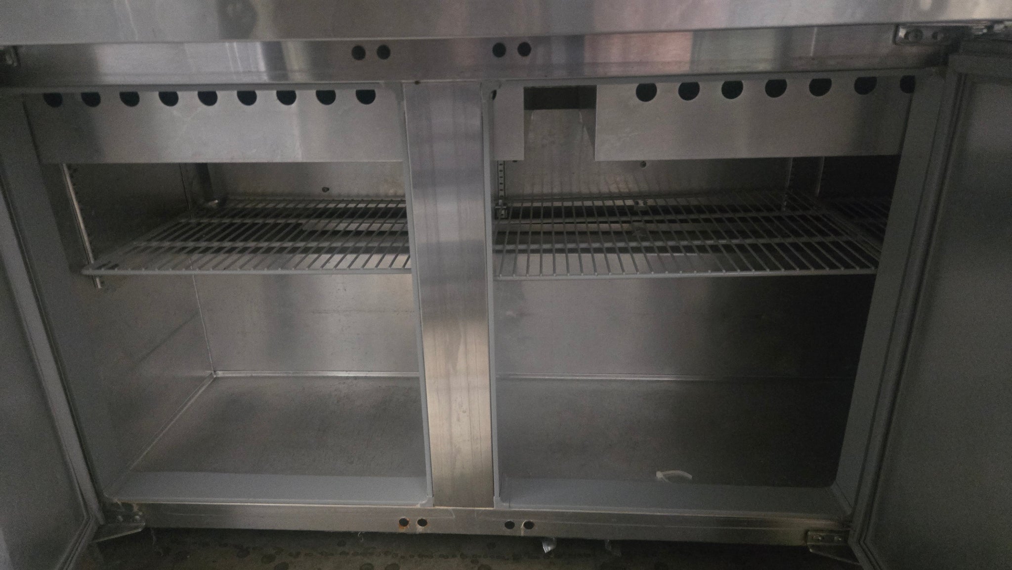 Continental SW72N30M 72-inch Commercial Sandwich Prep Unit