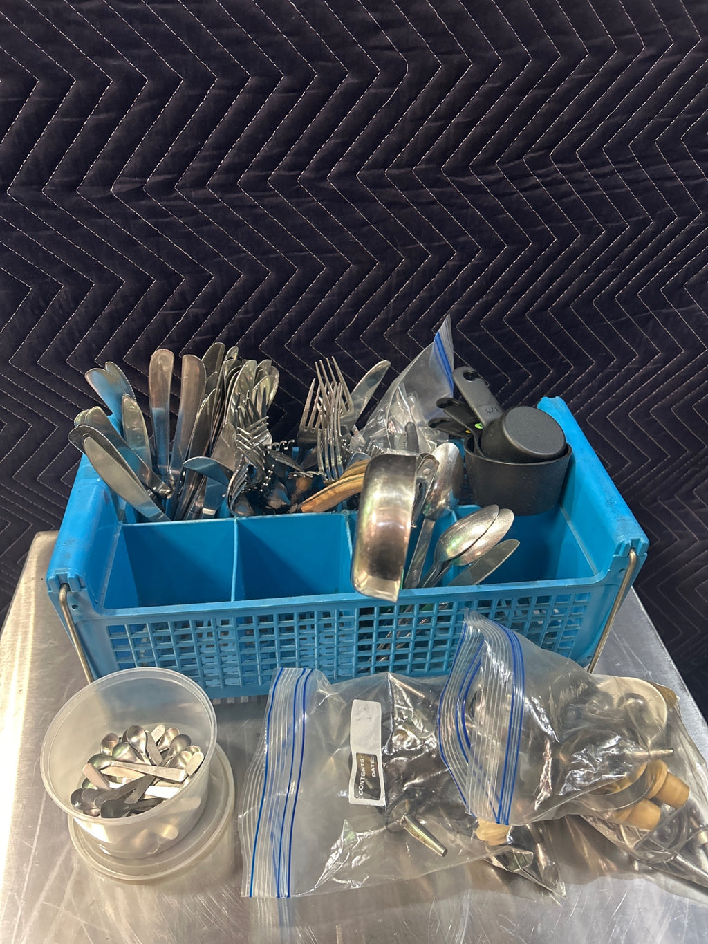 Lot of Kitchen Utensils