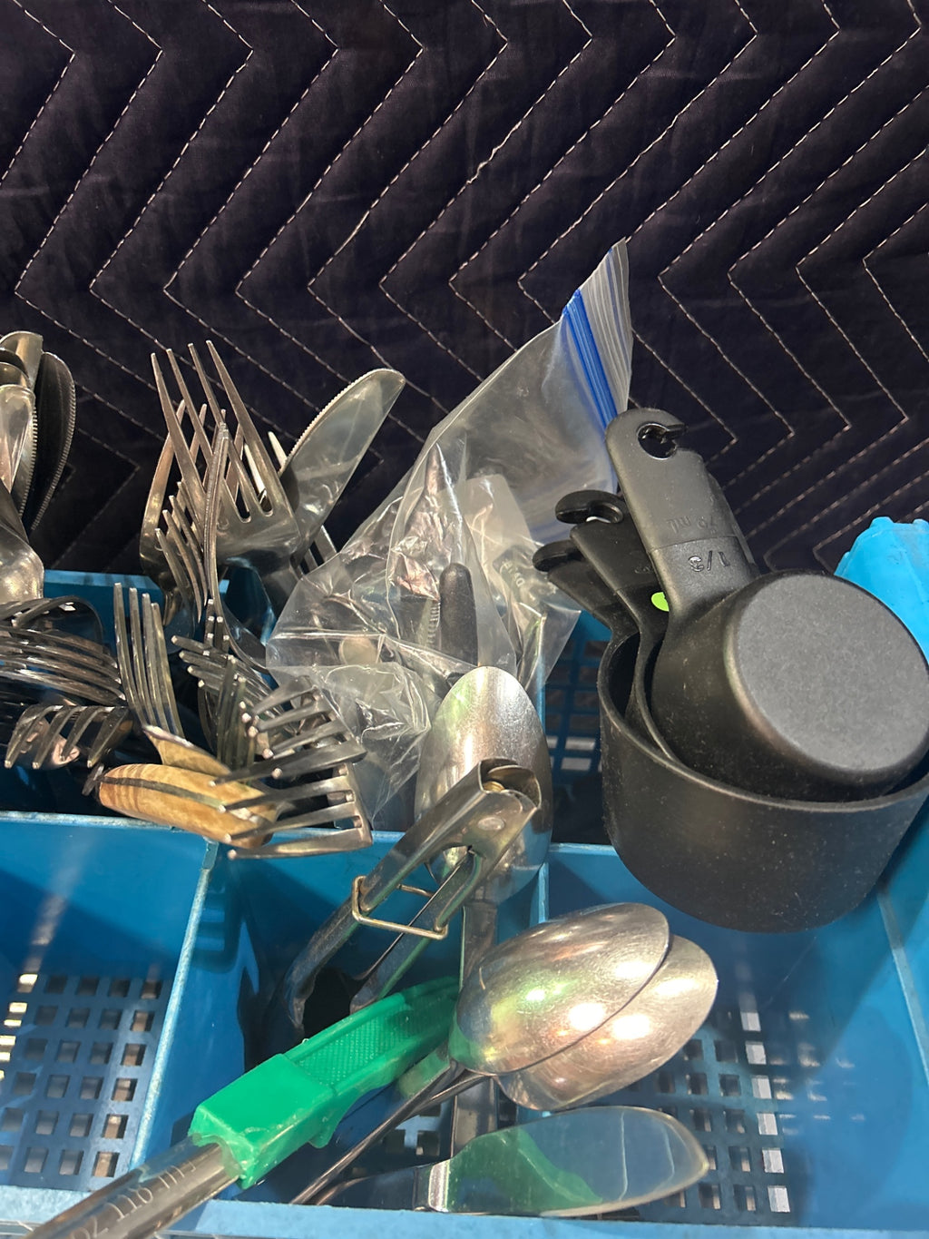 Lot of Kitchen Utensils