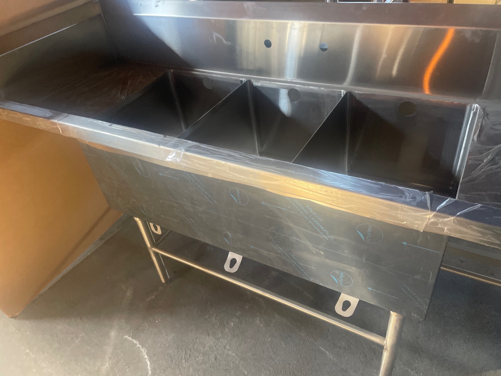 Dishwasher Sink, 4 Bay, Stainless